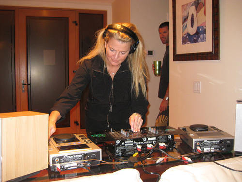  DJ Dakota, Party and Vegas DJ